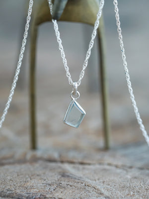 Geometric Aquamarine Necklace