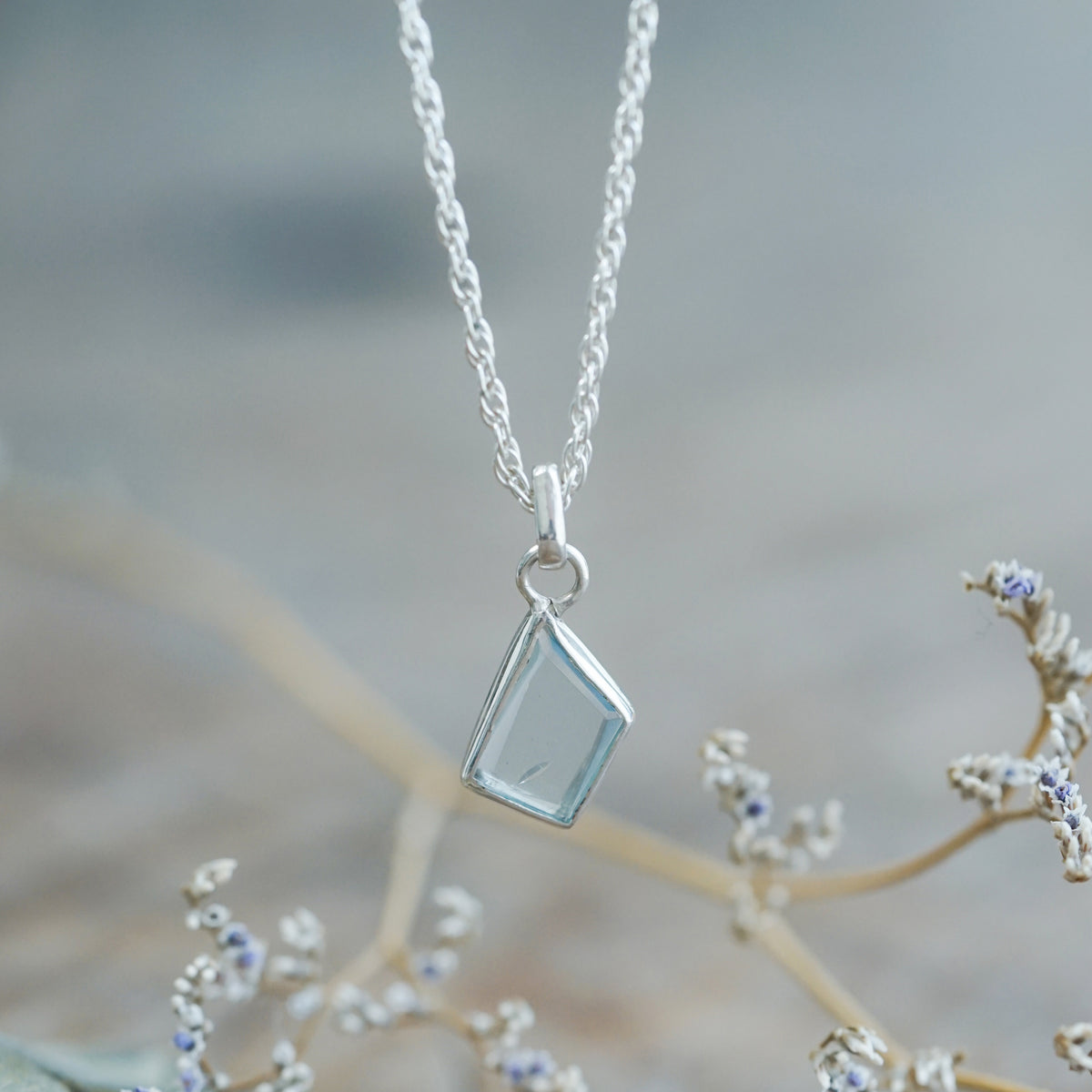 Geometric Aquamarine Necklace
