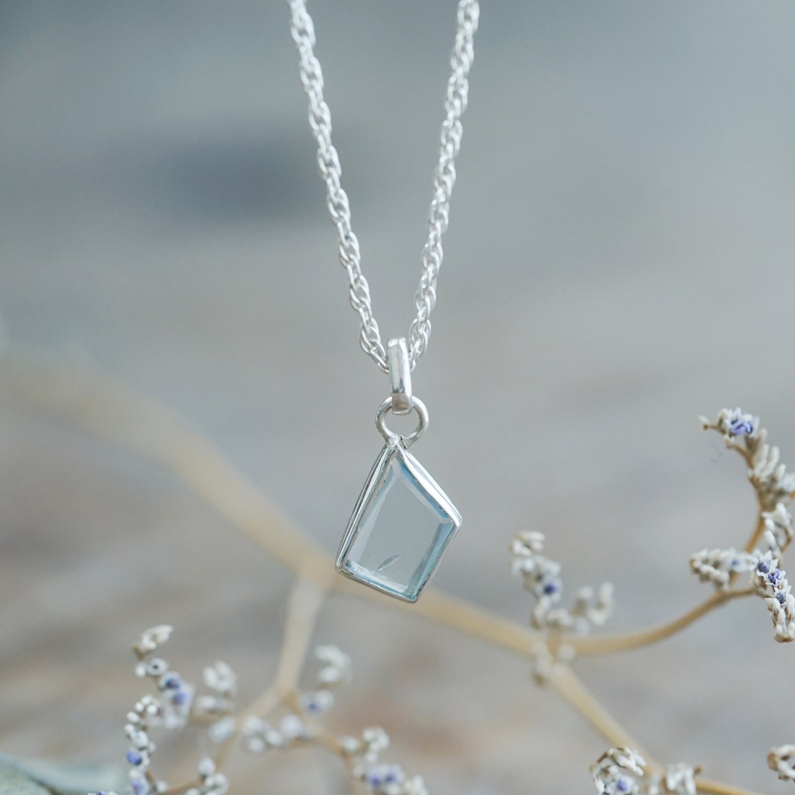 Geometric Aquamarine Necklace