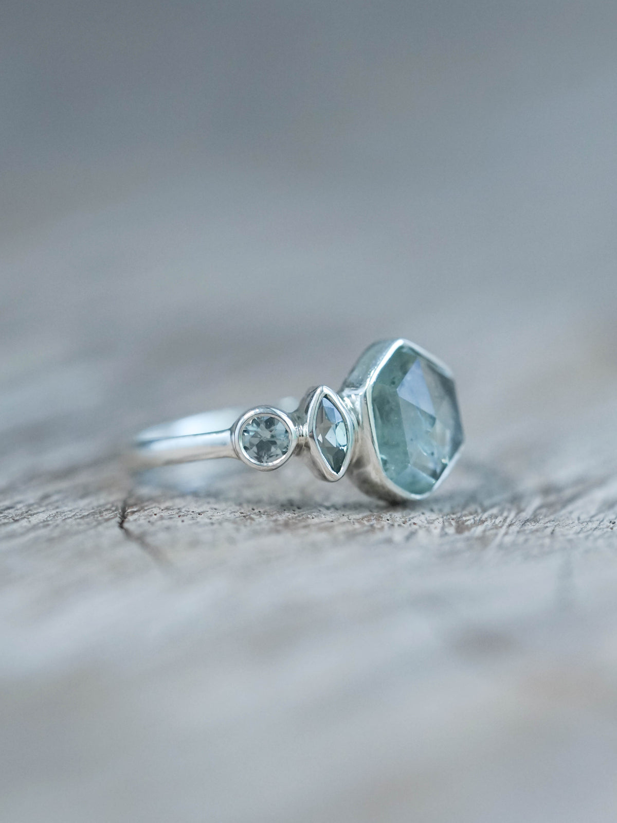 Green Montana Sapphire Ring