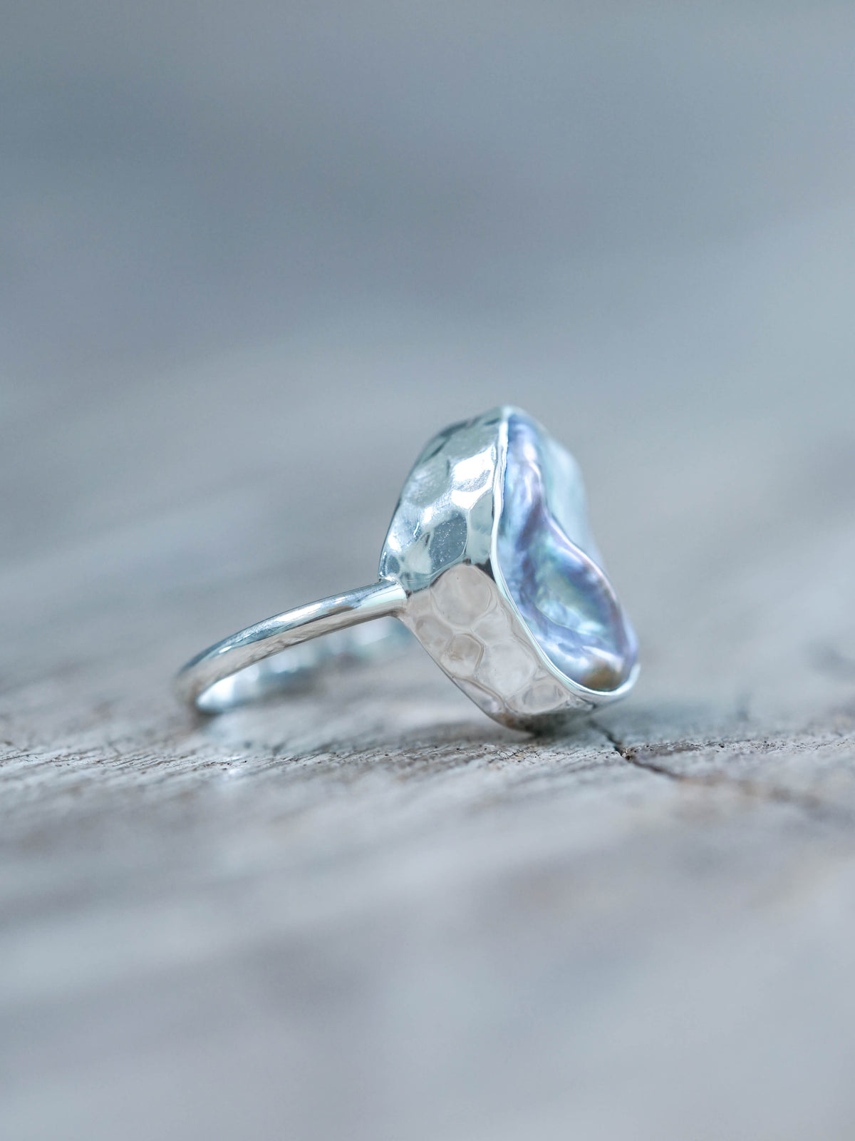 Hammered Grey Pearl Ring