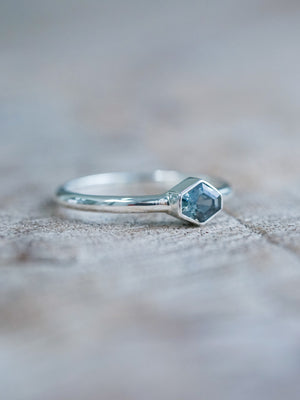 Hexagon Green Sapphire Ring - size 5.5