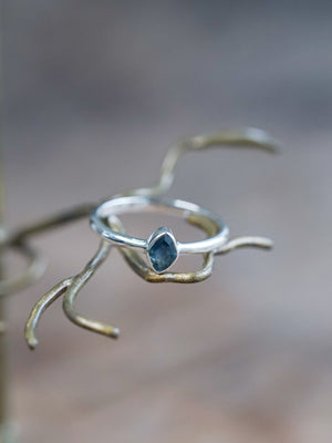 Kite Blue Sapphire Ring - size 6.5