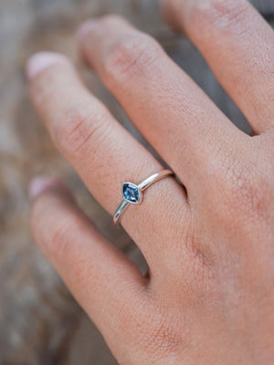 Kite Blue Sapphire Ring - size 6.5