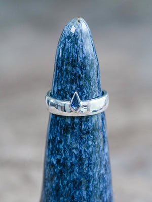 Kite Sapphire Ring - size 9
