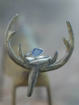 Open Sapphire Leaf Ring