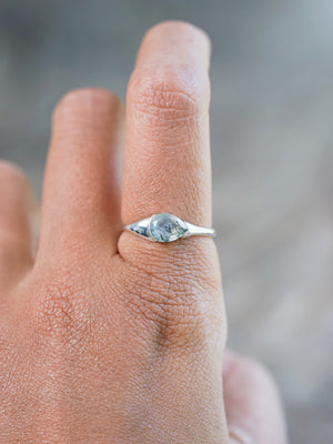 Pear Moss Agate Ring