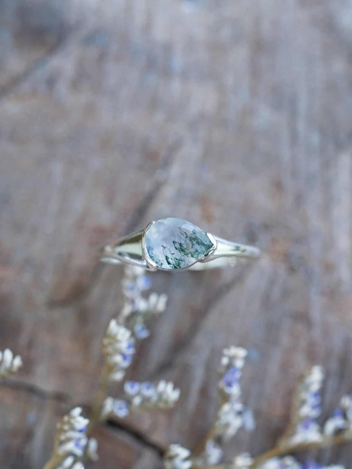 Pear Moss Agate Ring