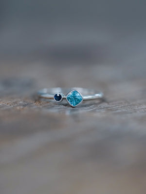 Apatite and Blue Sapphire Ring - Size 8.5