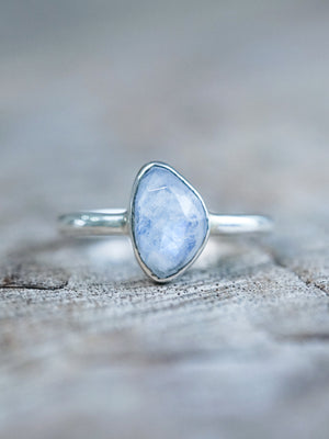 Rose Cut Moonstone Ring in Silver
