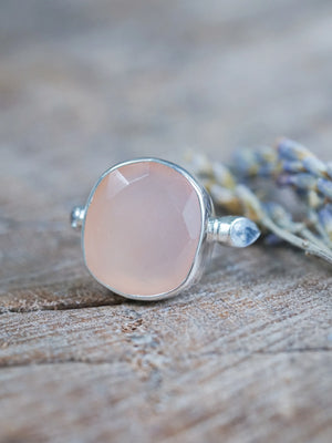 Rose Quartz and Moonstone Ring