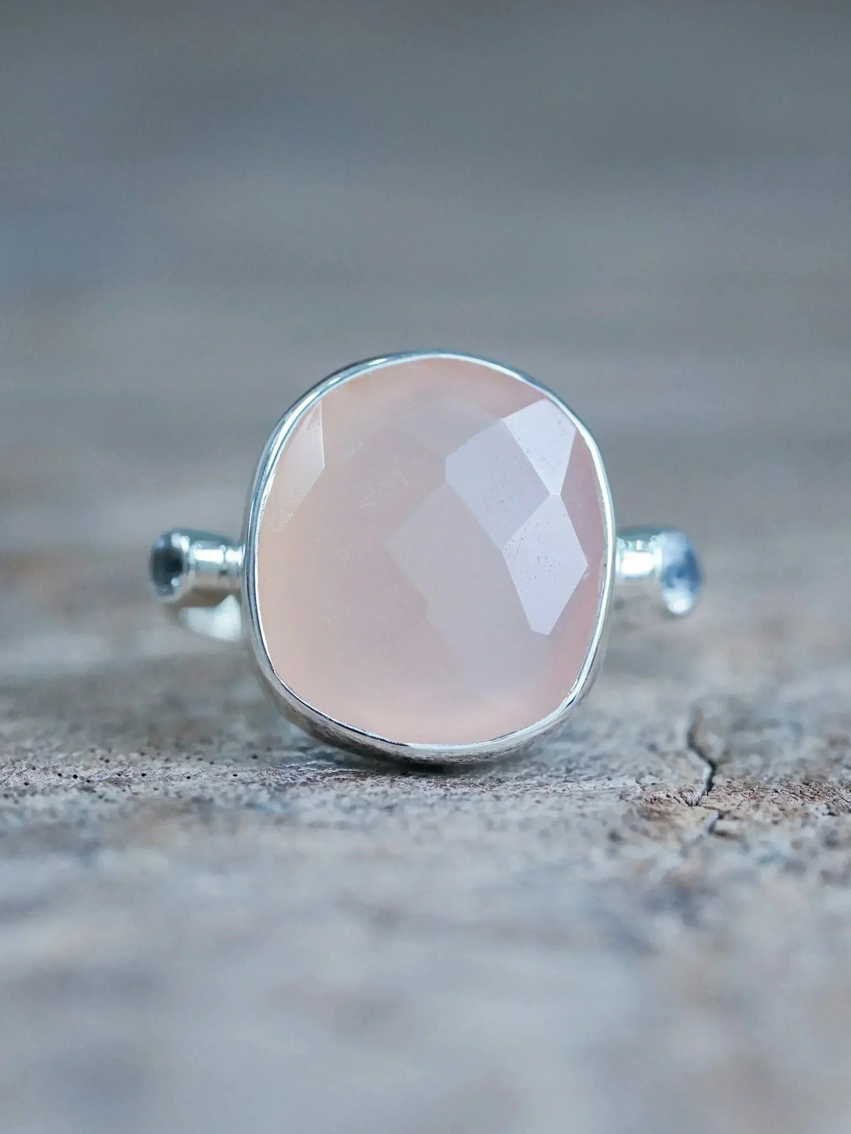 Rose Quartz and Moonstone Ring in Silver