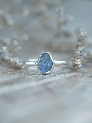 Rough Borneo Sapphire Ring