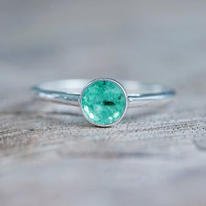 Round Emerald Ring - size 8
