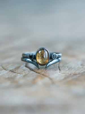 Sapphire and Black Spinel Ring Set in Oxidized Sterling Silver