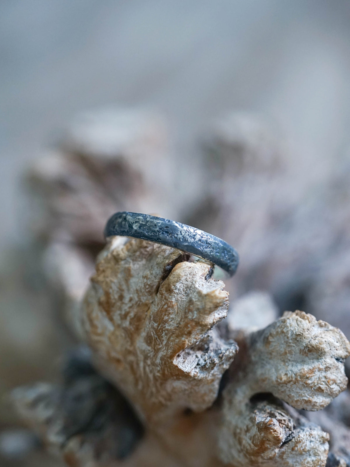 Shadow Wedding Ring in Black Silver