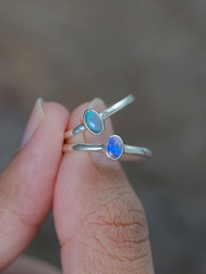 Small and Simple Opal Rings
