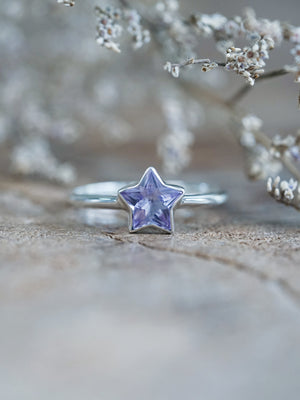 Star Amethyst Ring - size 8