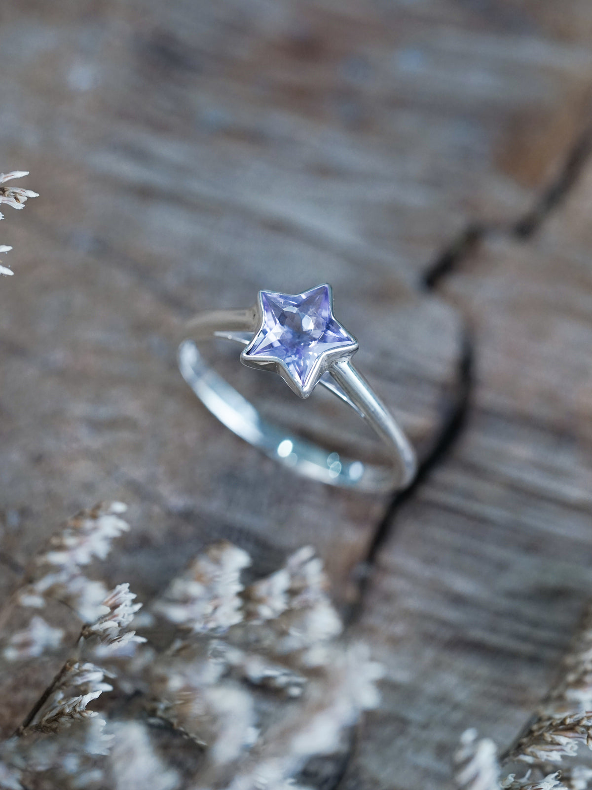 Star Amethyst Ring - size 8