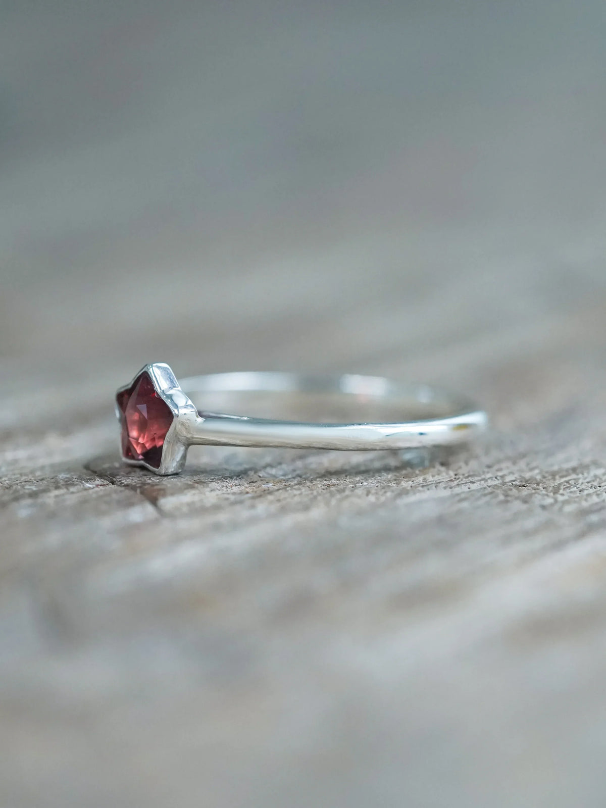 Star Garnet Ring