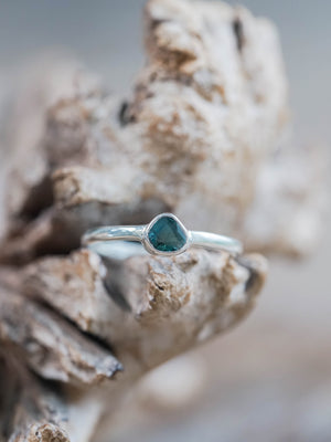 Sterling Silver Blue Diamond Slice Ring