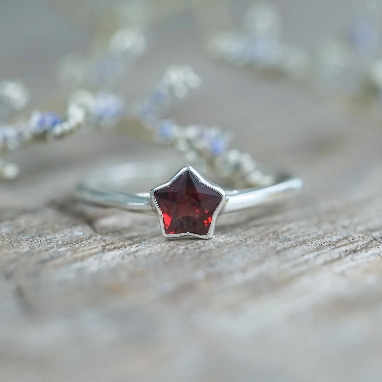 Sterling Silver Star Garnet Ring