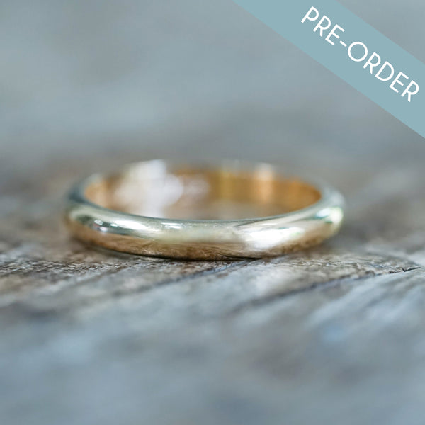 Thin_Gold_Wedding_Band_600x.