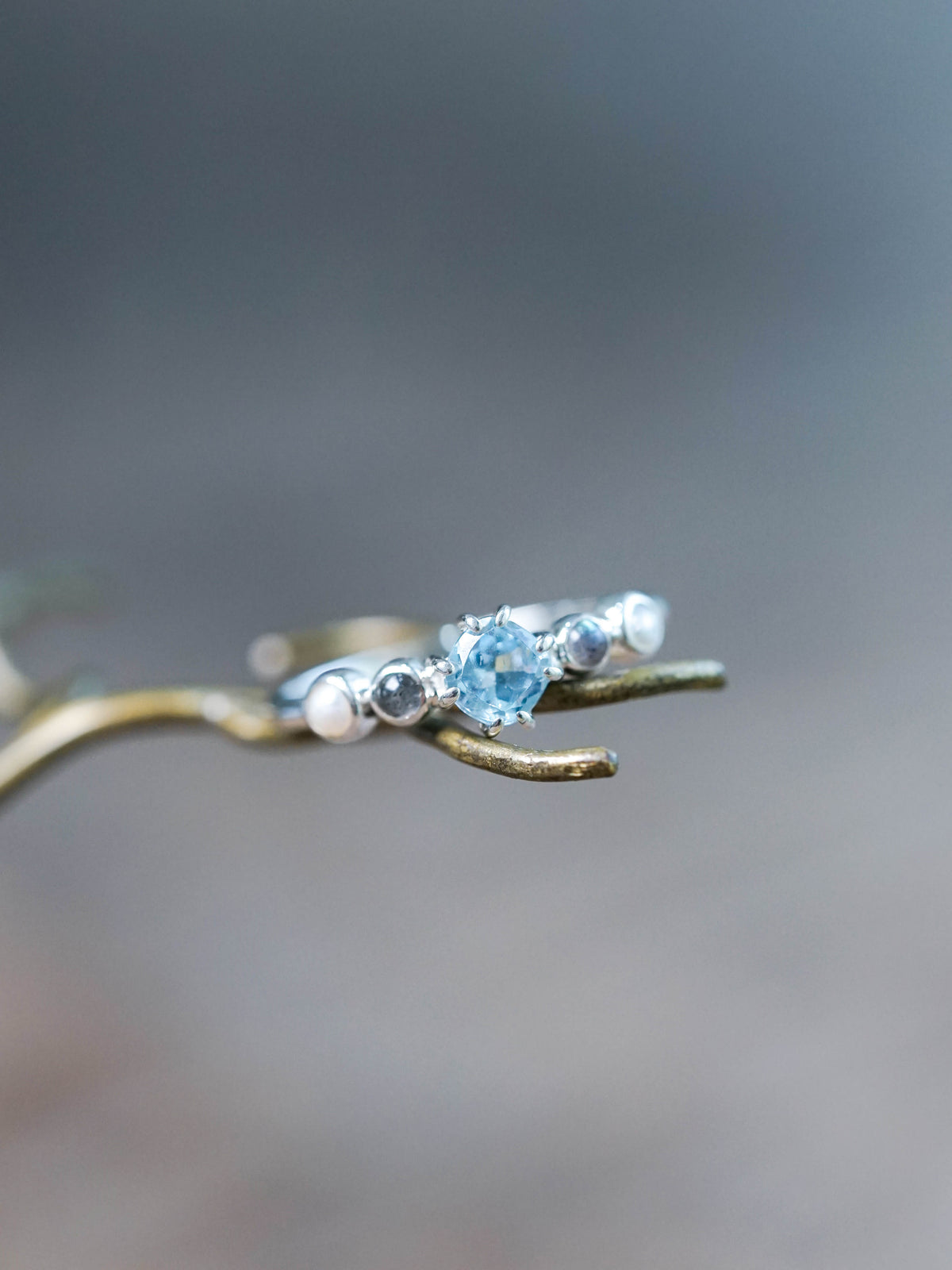 Topaz, Labradorite and Pearl Ring
