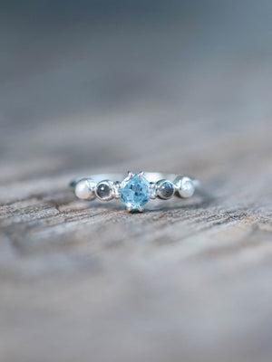 Topaz, Labradorite and Pearl Ring