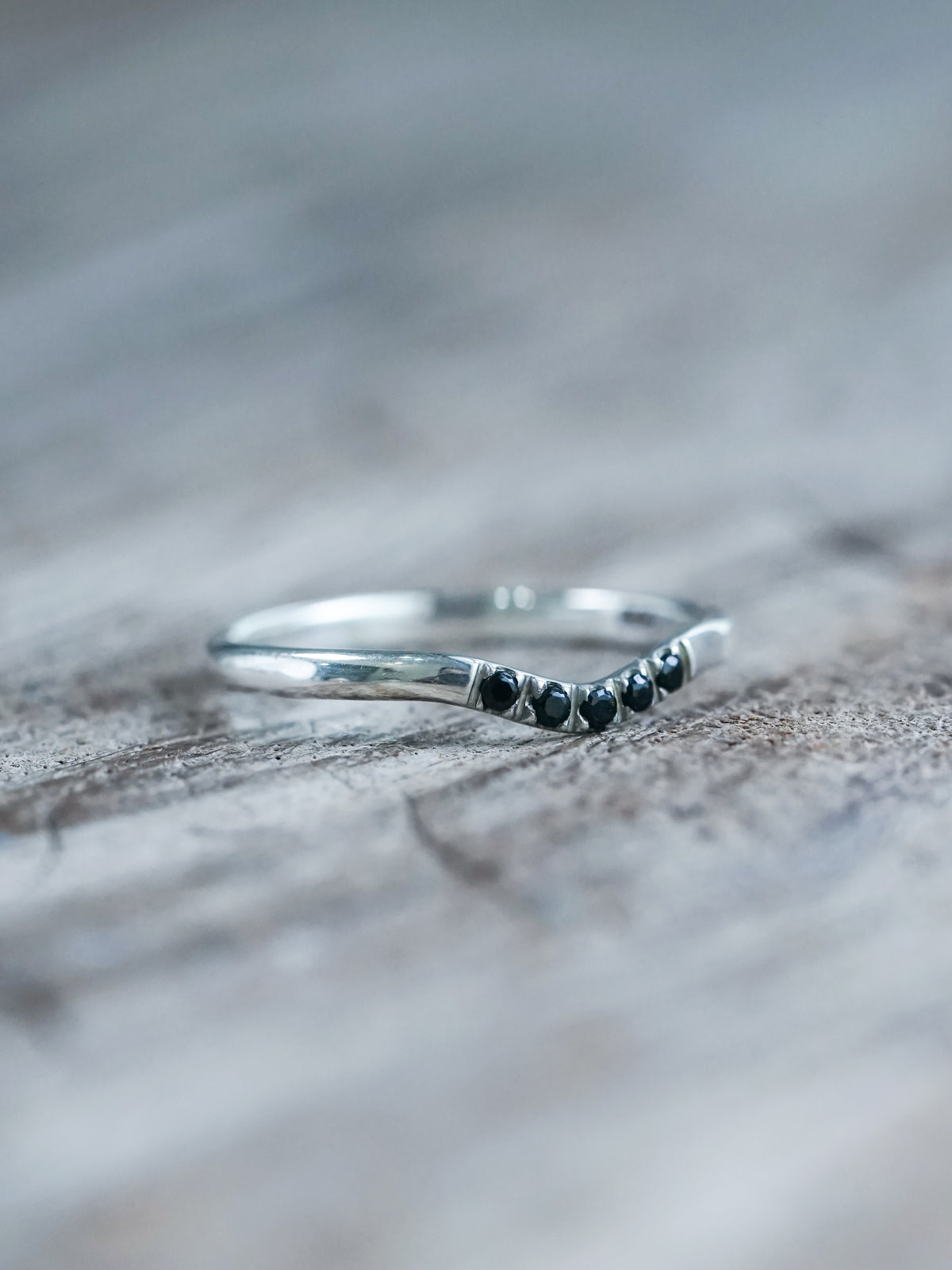 Black Spinel Nesting Ring