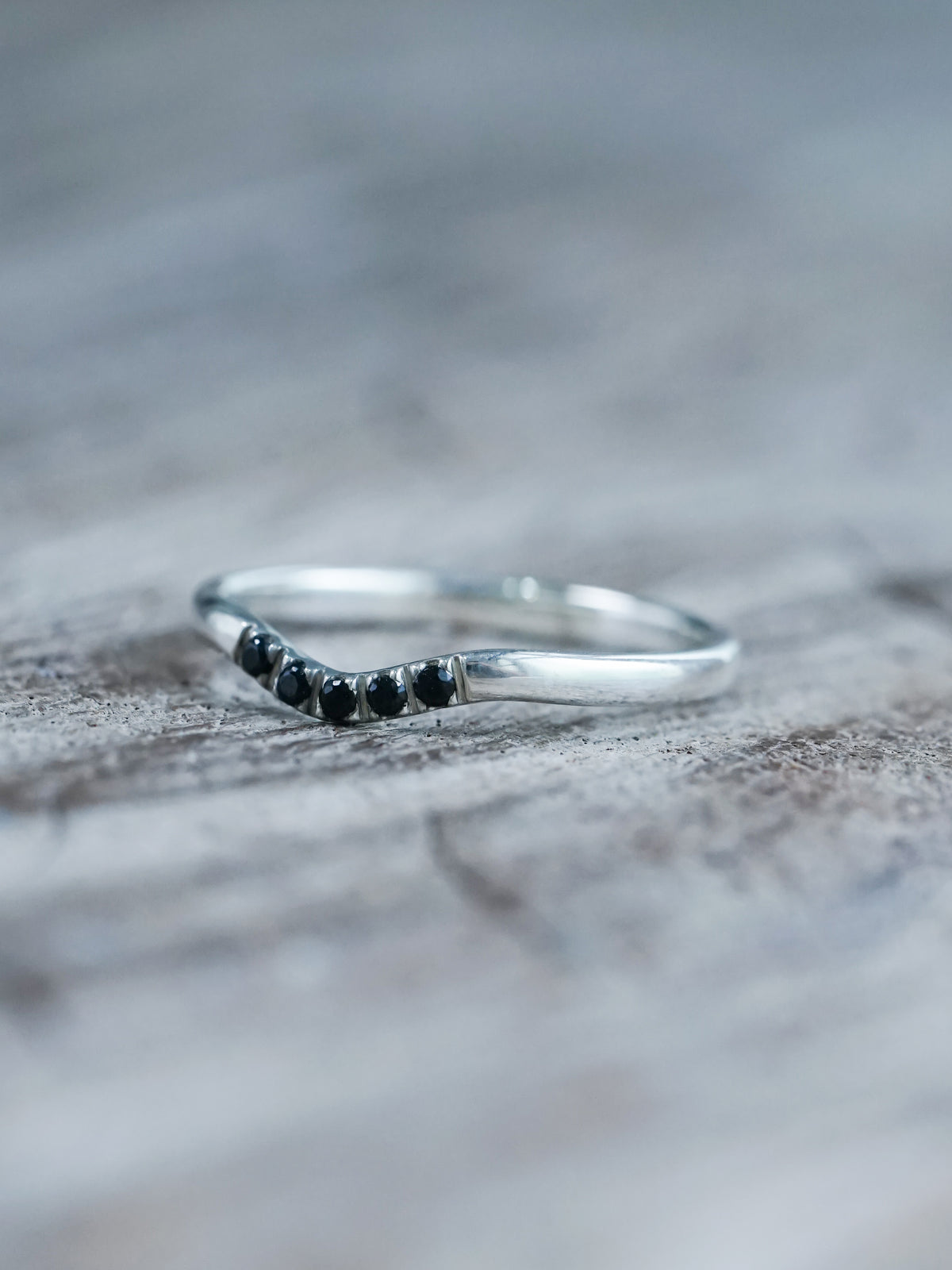 Black Spinel Nesting Ring