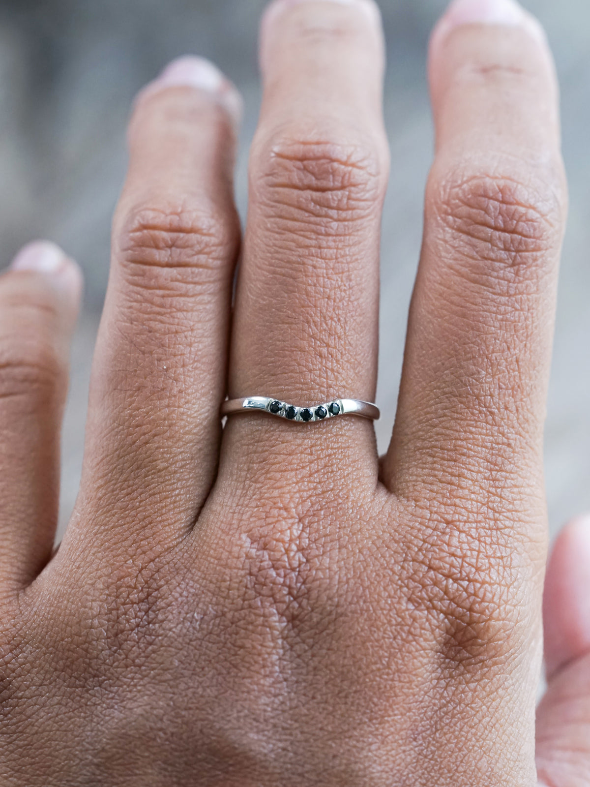 Black Spinel Nesting Ring