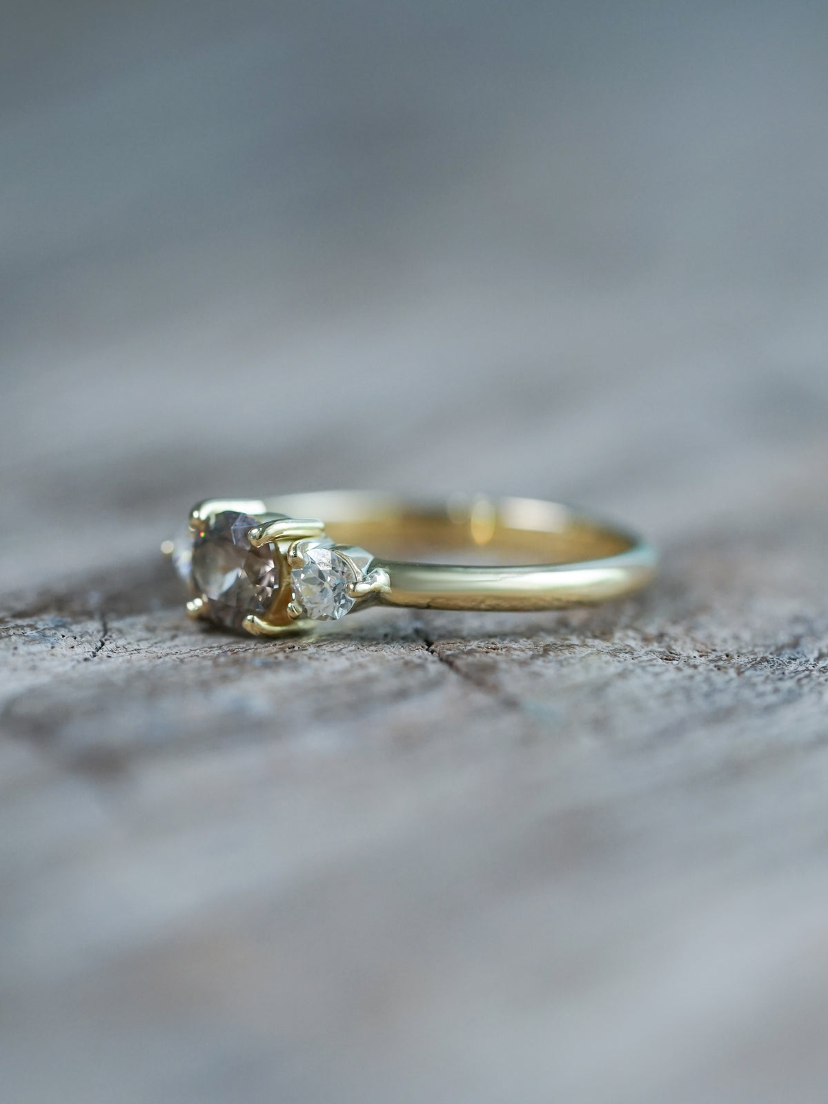 Zircon and Diamond Ring in Gold