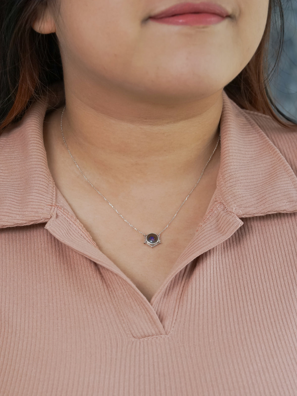 how to wear opal necklace
