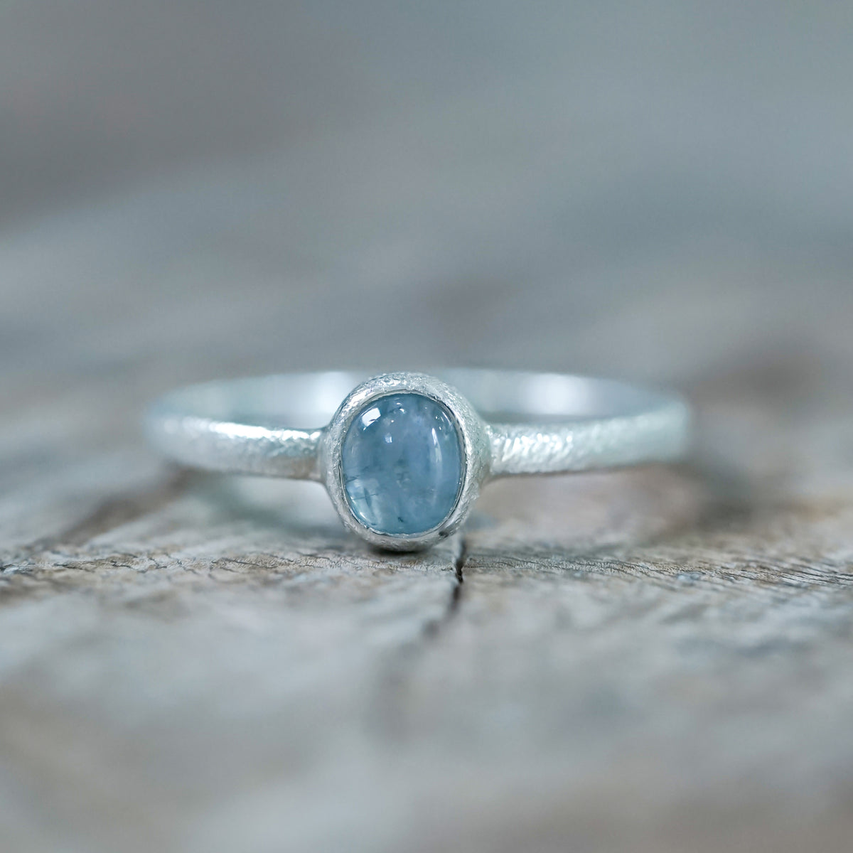 Stardust Montana Sapphire Ring - Gardens of the Sun | Ethical Jewelry