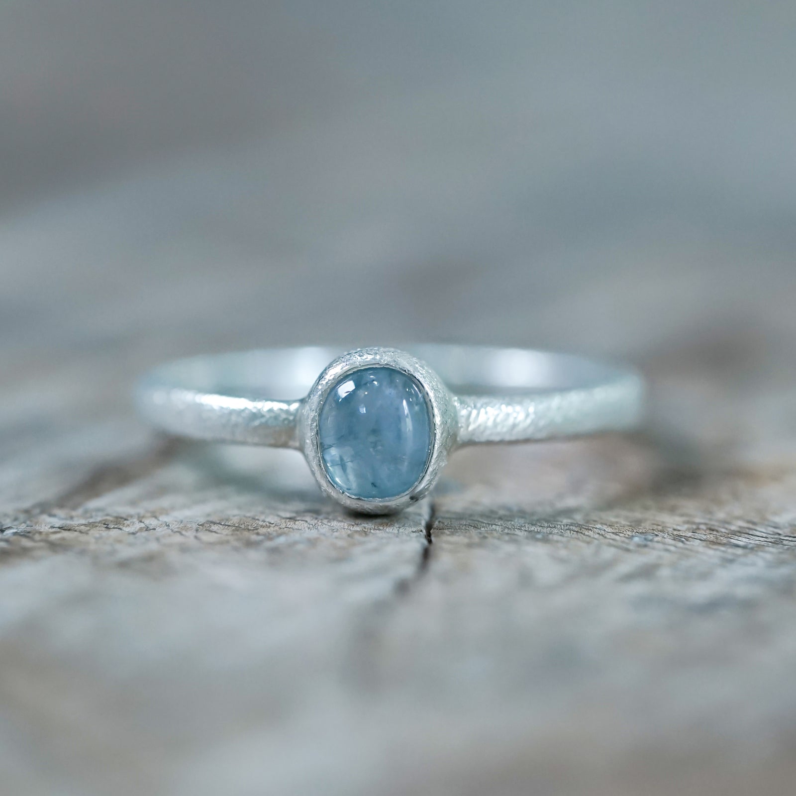 Stardust Montana Sapphire Ring - Gardens of the Sun | Ethical Jewelry