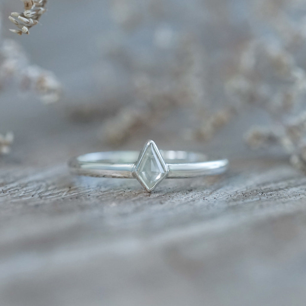 Mini Kite Diamond Ring
