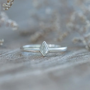 Mini Kite Diamond Ring - Gardens of the Sun | Ethical Jewelry