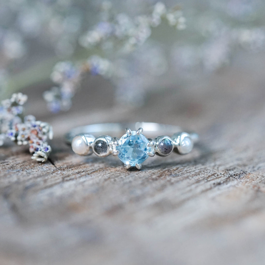 Topaz, Labradorite and Pearl Ring