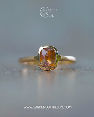 Sunstorm Bicolor Sapphire Ring in Ethical Gold