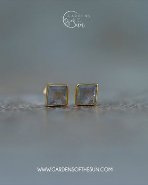 Gray Kite Diamond Earrings in Ethical Gold