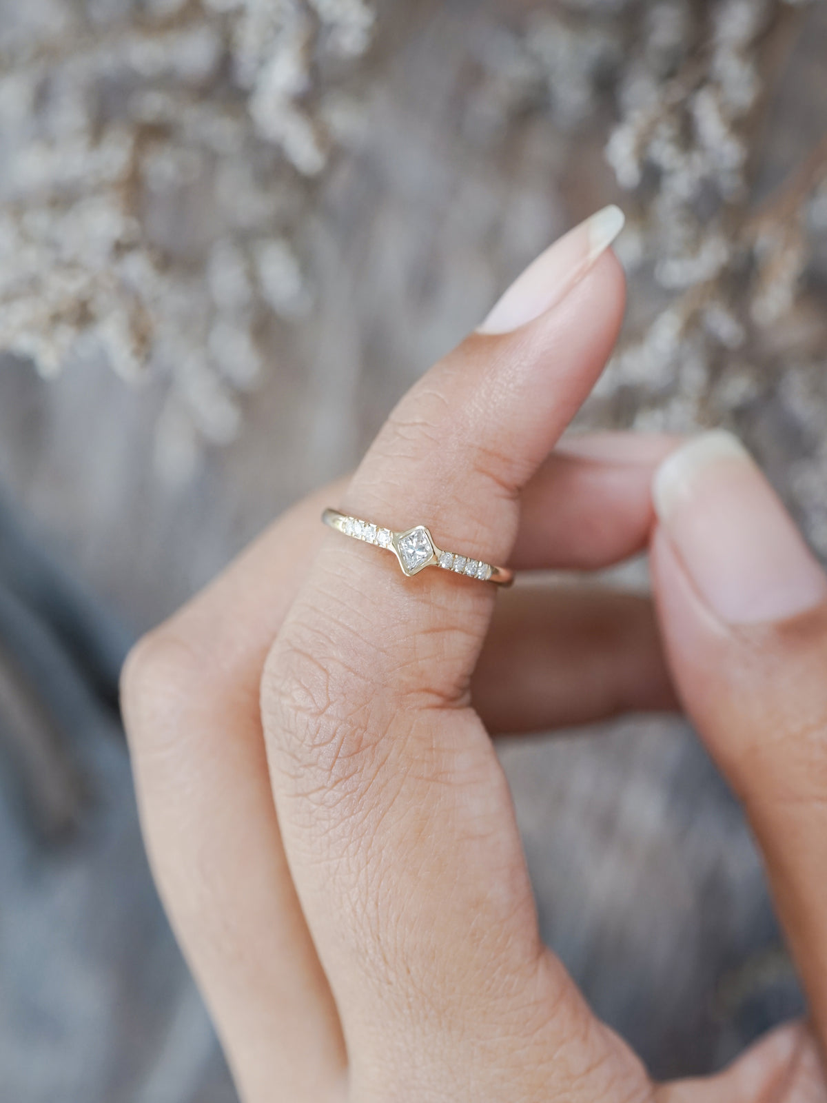 Canadian Kite Diamond Ring in Gold - Size 4.5 - Gardens of the Sun | Ethical Jewelry