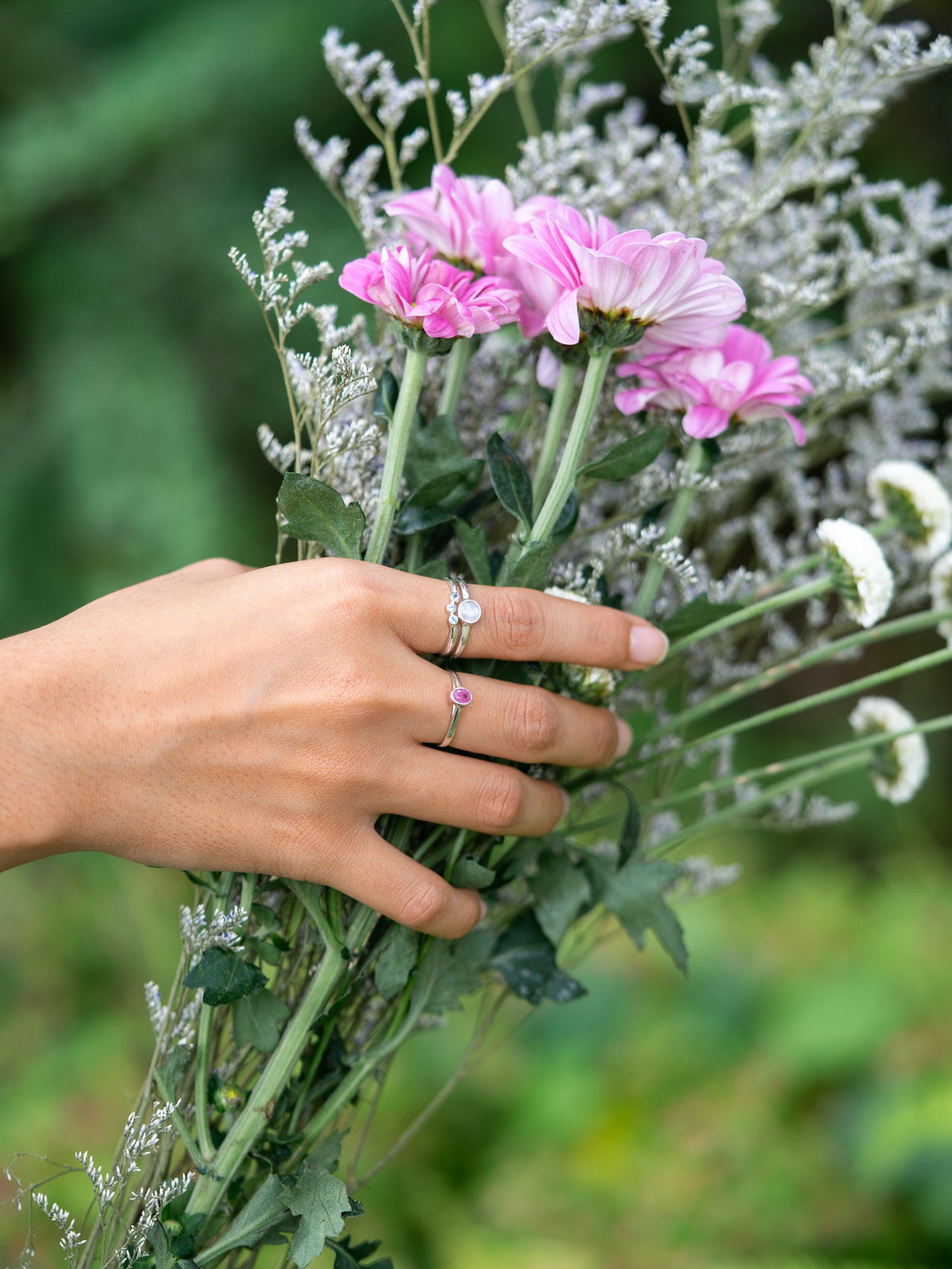 Ceylon Sapphire Ring - Gardens of the Sun | Ethical Jewelry