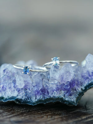 Bicolor Sapphire Ring
