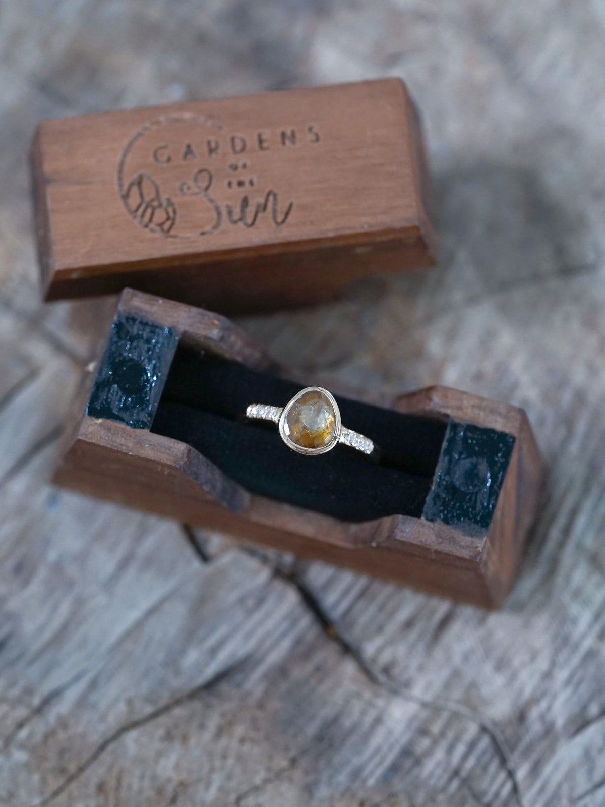 Honey Pear Diamond Ring in Eco Gold - Gardens of the Sun | Ethical Jewelry