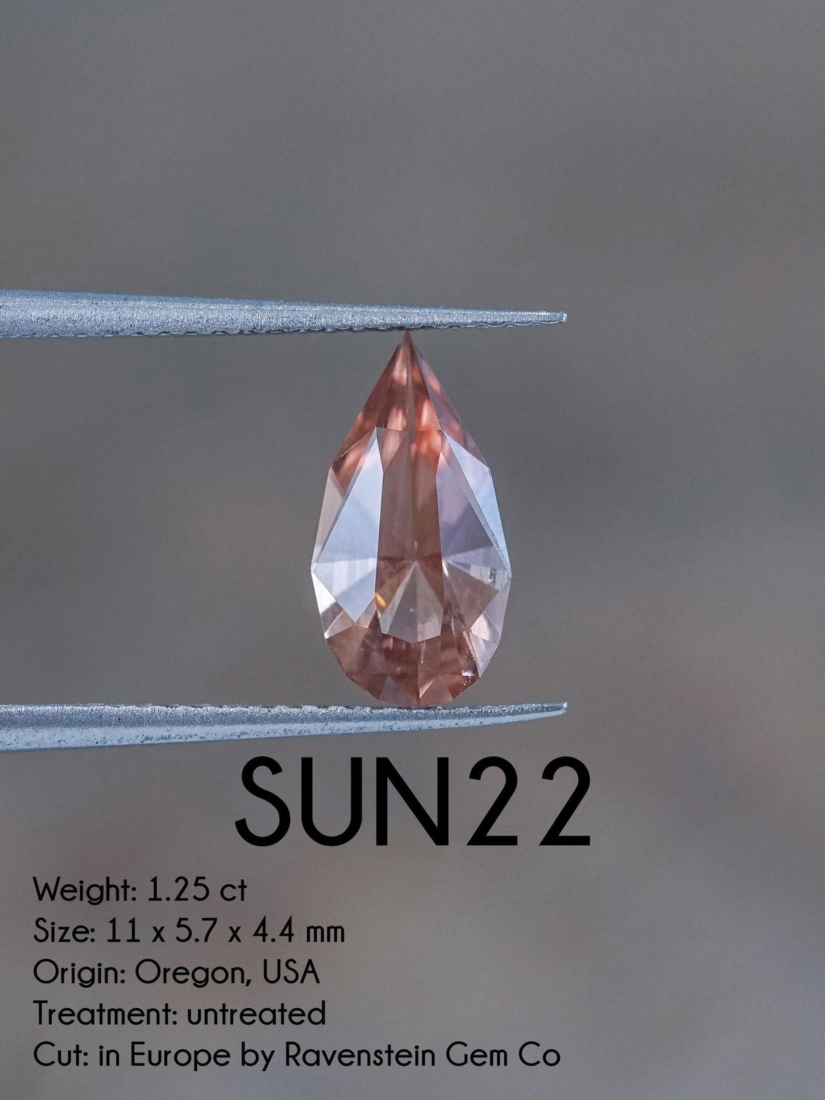 Custom Oregon Sunstone Ring in Gold - Gardens of the Sun | Ethical Jewelry