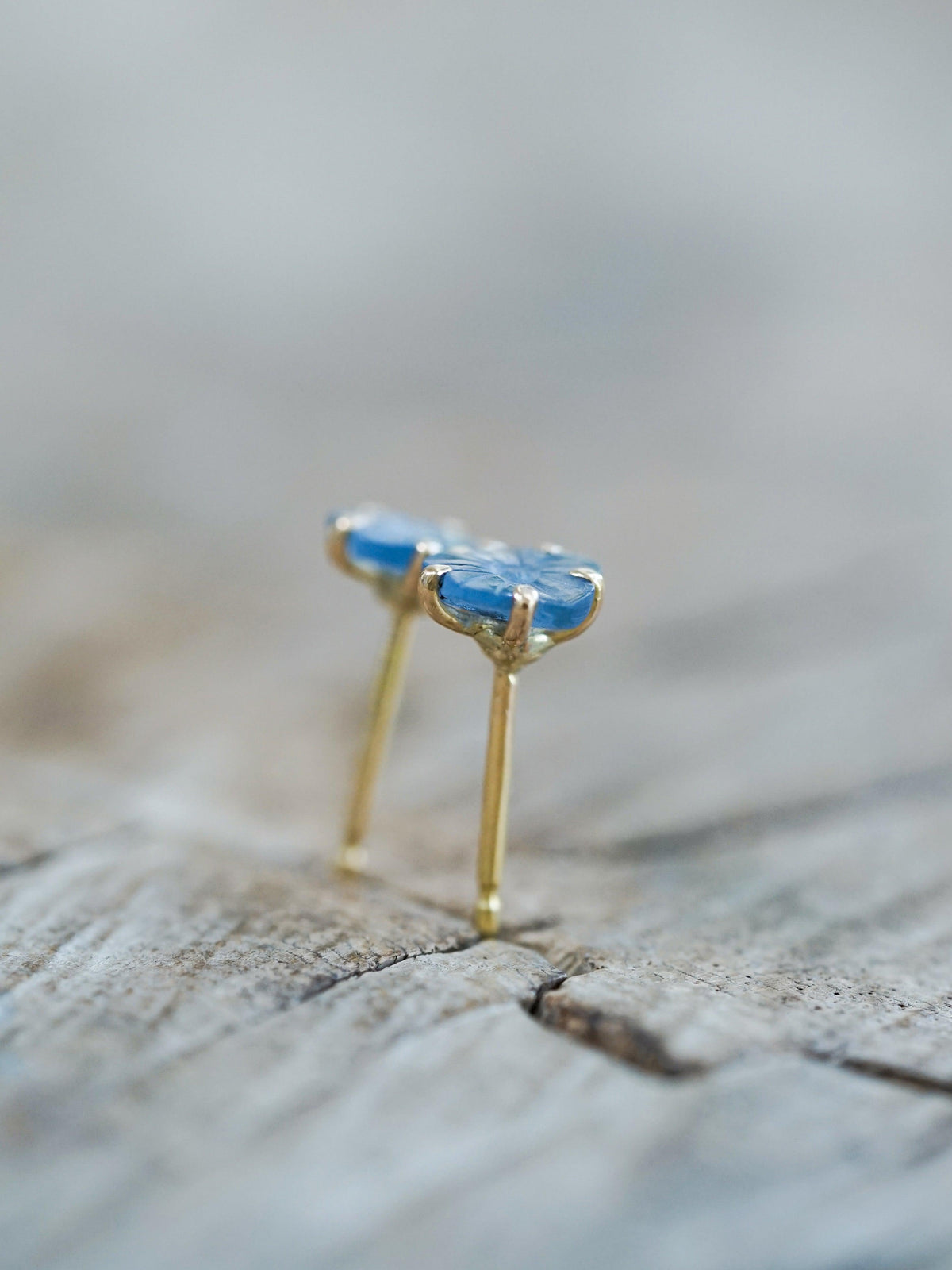 Yogo Sapphire Flower Earrings in Ethical Gold - Gardens of the Sun | Ethical Jewelry