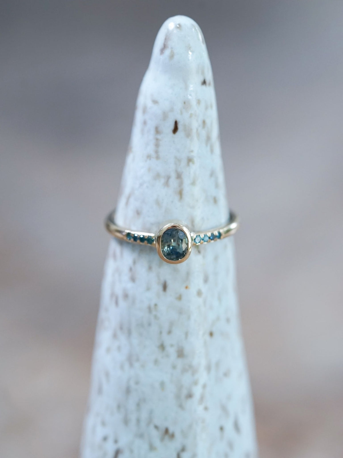 Bicolor Sapphire and Blue Diamond Ring in Ethical Gold - Gardens of the Sun | Ethical Jewelry