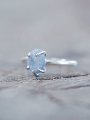 Borneo Sapphire Ring with Prongs - Gardens of the Sun | Ethical Jewelry