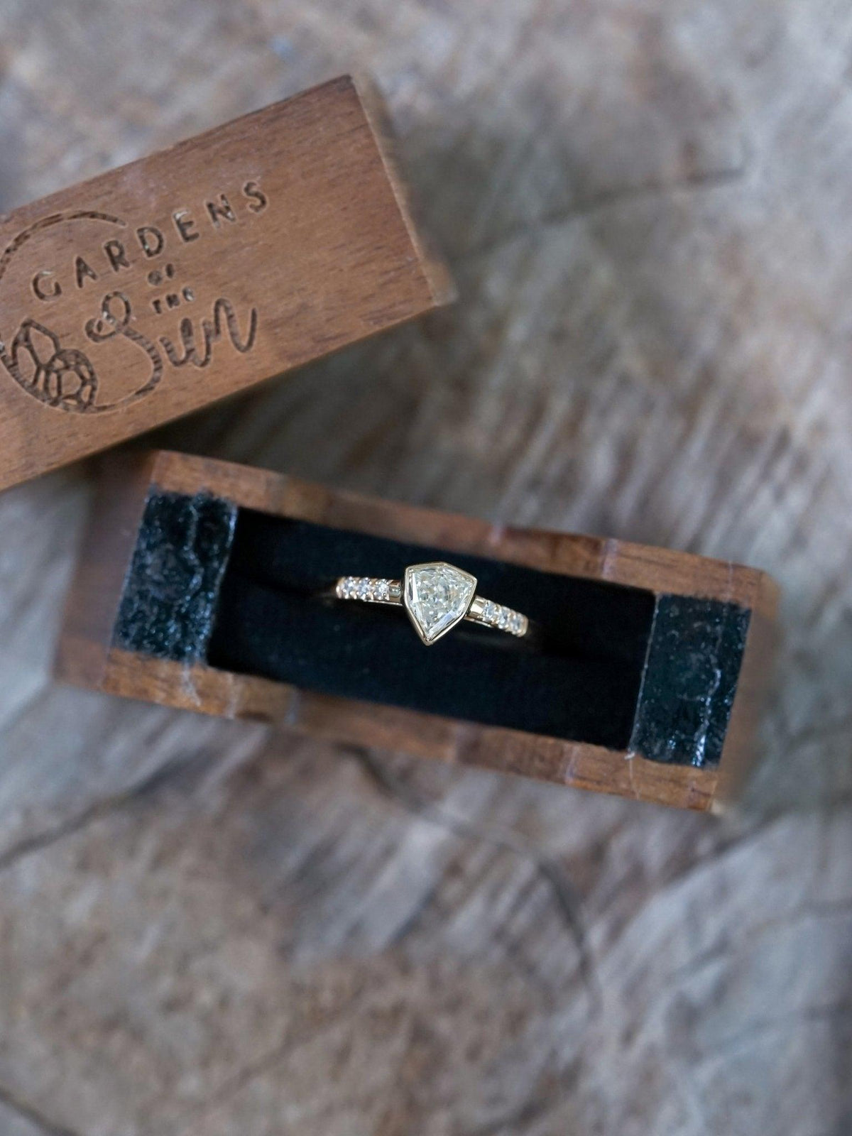 Borneo Shield Diamond Ring in Yellow Gold - Gardens of the Sun | Ethical Jewelry